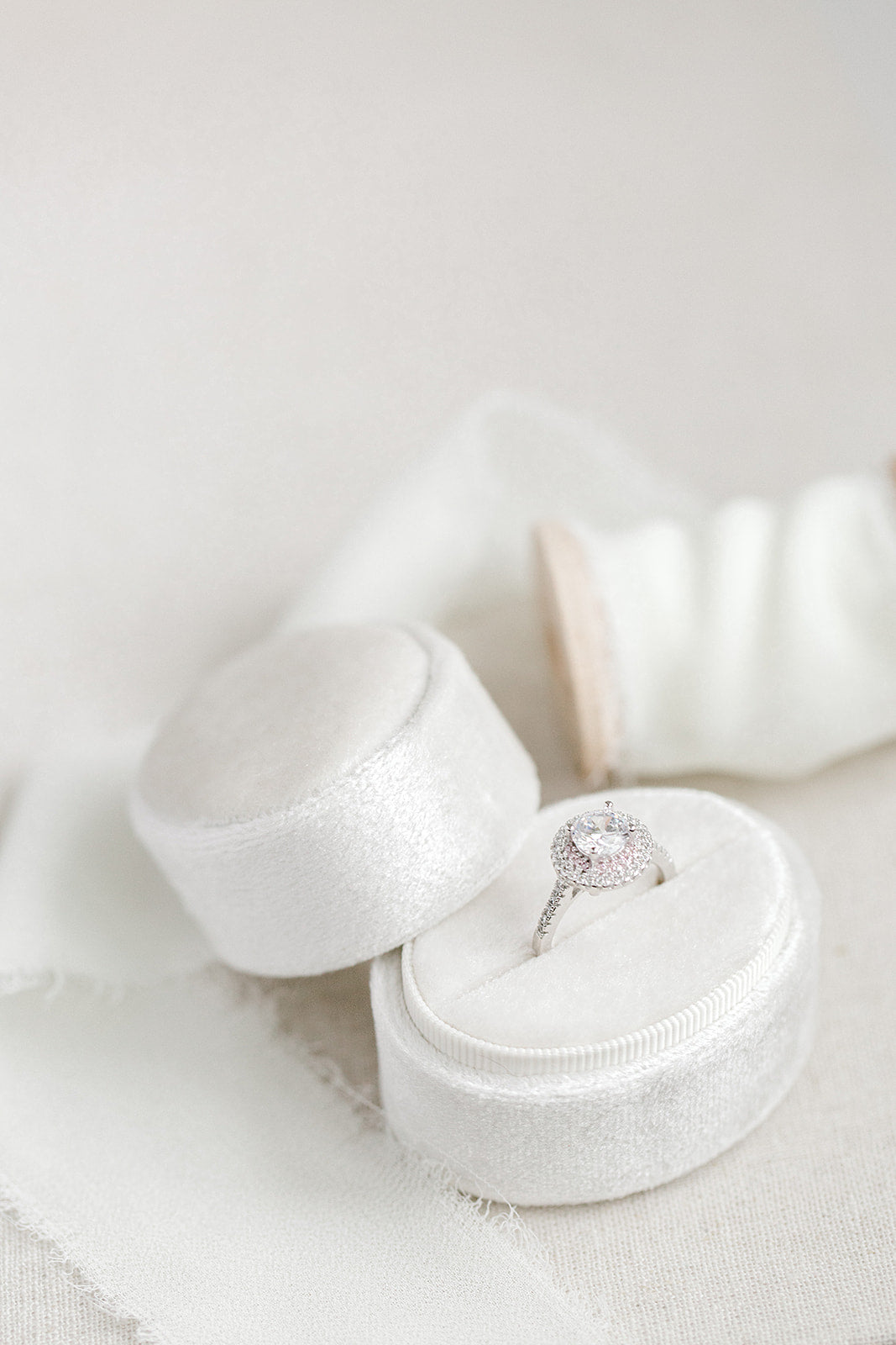 Individual ring store box